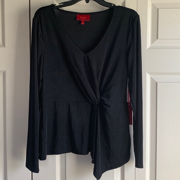 Jennifer Lopez Tops - Jennifer Lopez Blouse. NWT